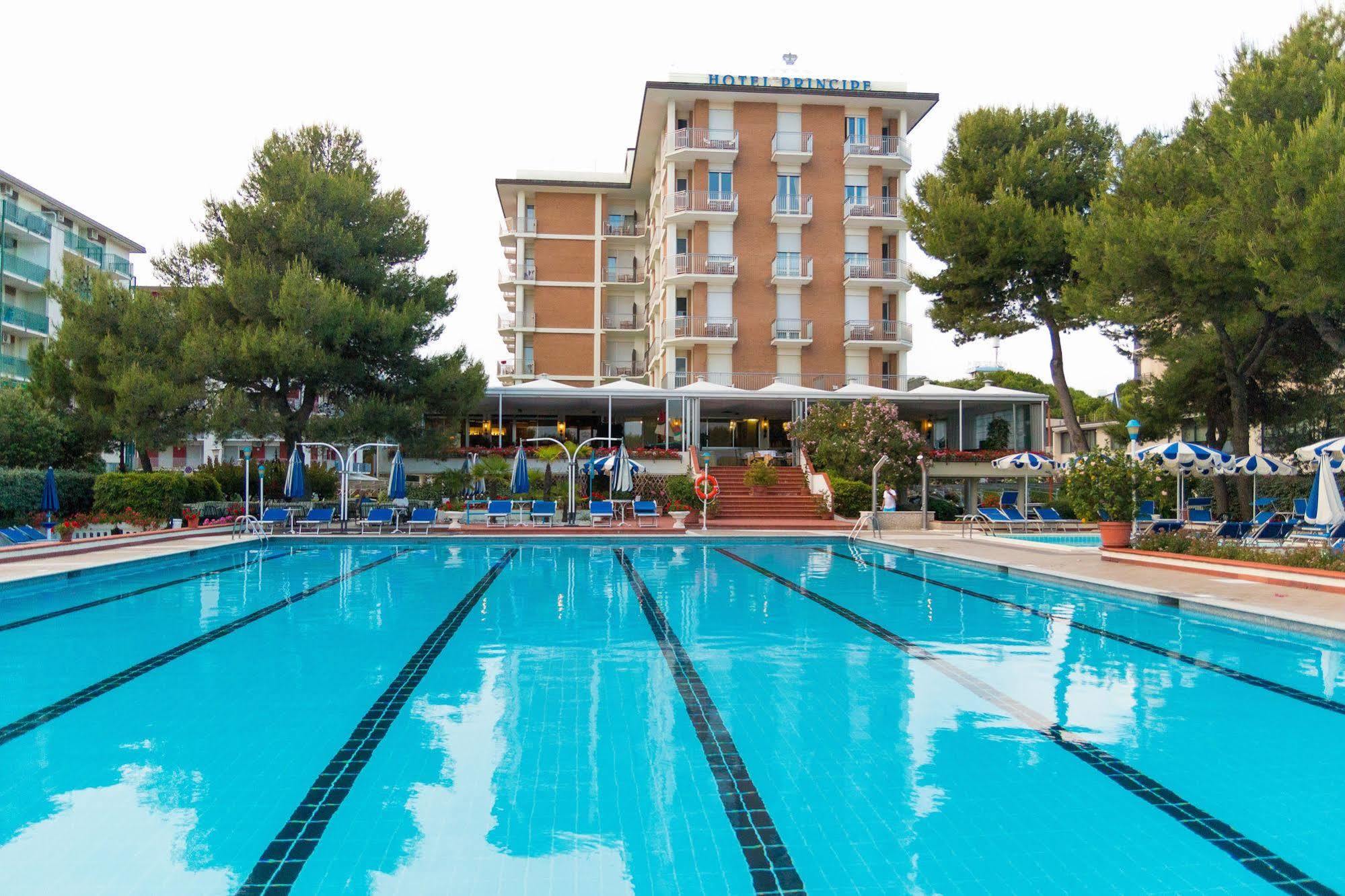 Hotel Principe Бібіоне Екстер'єр фото